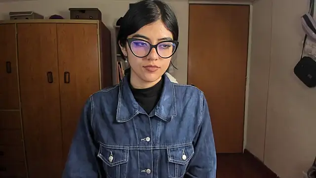 valerie  skyy online show from 12.17.24