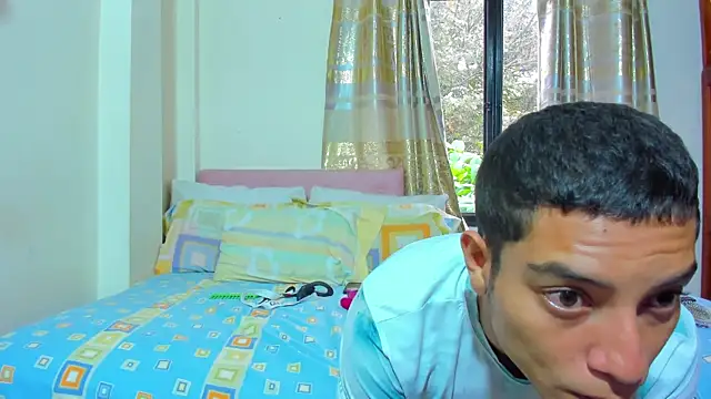 Snapshot of AnderAndMartina chatting on 03.05.25 AnderAndMartina online show from 03.05.25