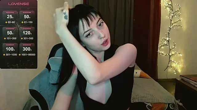 Snapshot of BlackyKitt chatting on 10.22.25 BlackyKitt online show from 10.22.25