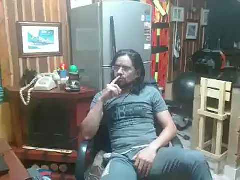 Dr Pocholate84 online show from 01.15.25