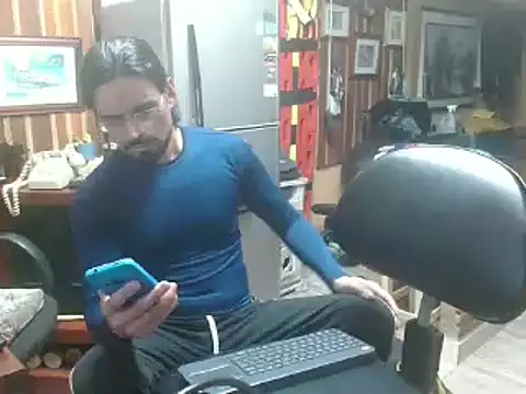 Dr Pocholate84 online show from 01.20.25