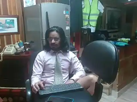 Dr Pocholate84 online show from 01.22.25