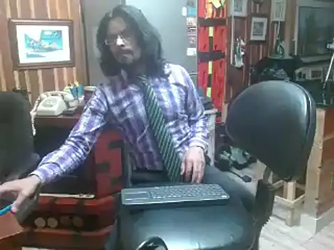 Dr Pocholate84 online show from 01.27.25