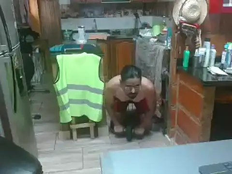 Dr Pocholate84 online show from 01.28.25