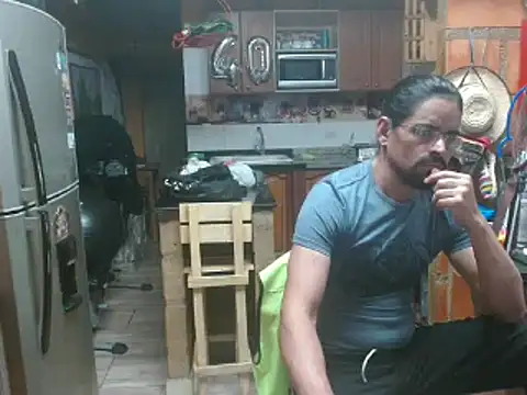 Dr Pocholate84 online show from 02.15.25