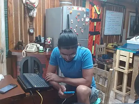 Dr Pocholate84 online show from 10.08.25