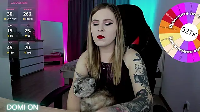 Snapshot of Olivia_Munk chatting on 01.14.25 Olivia Munk online show from 01.14.25