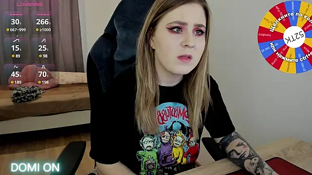 Snapshot of Olivia_Munk chatting on 02.02.25 Olivia Munk online show from 02.02.25