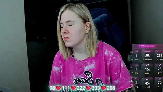 Olivia Munk online show from 03.29.26