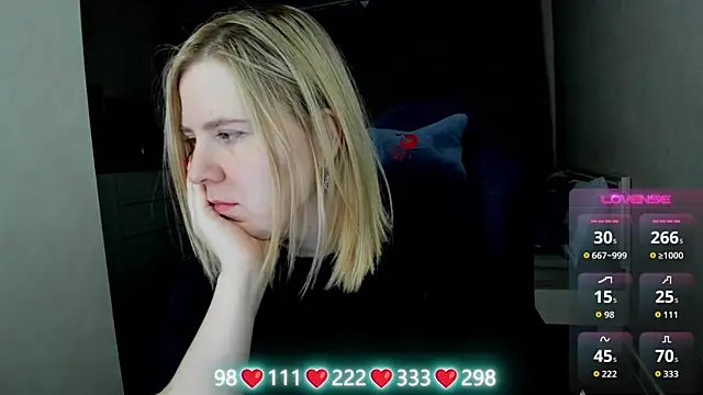 Olivia Munk online show from 04.08.26