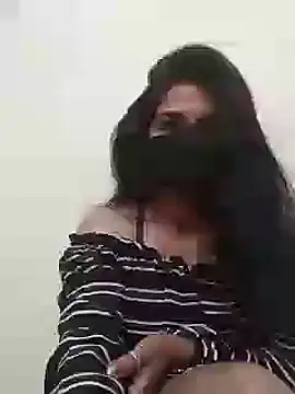 Shuttii 25 online show from 02.24.25