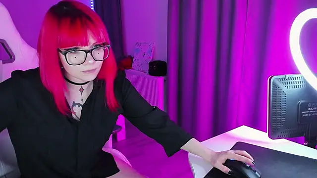 Yumi Youkai online show from 12.05.24