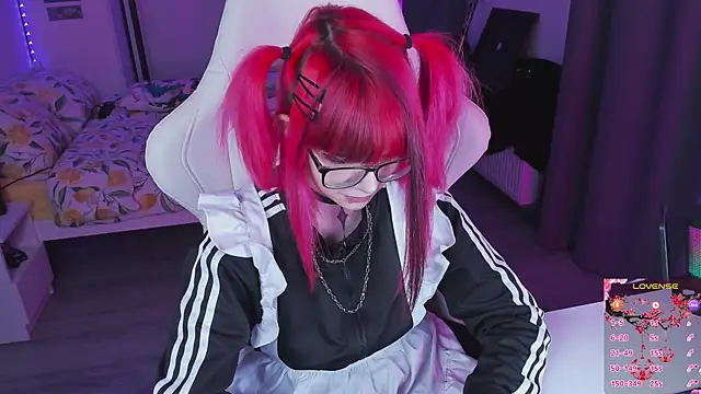 Yumi Youkai online show from 09.18.25