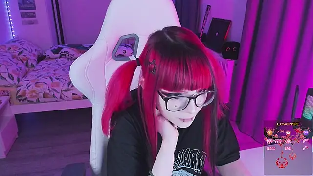 Yumi Youkai online show from 02.10.26