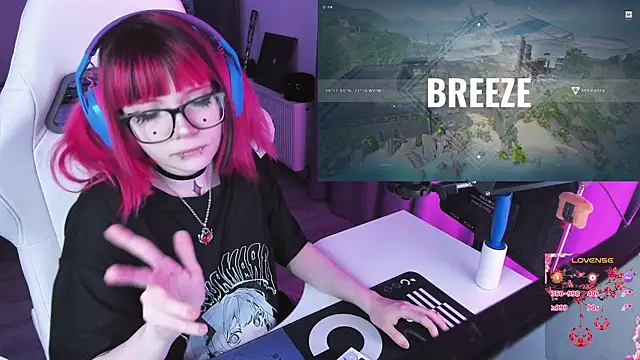 Yumi Youkai online show from 04.15.26