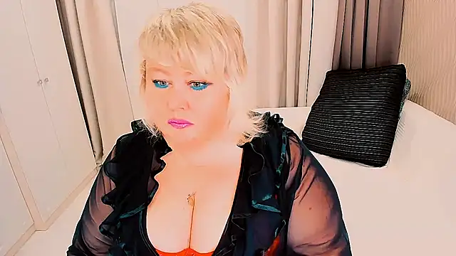 BIGTITSBBW online show from 10.31.25