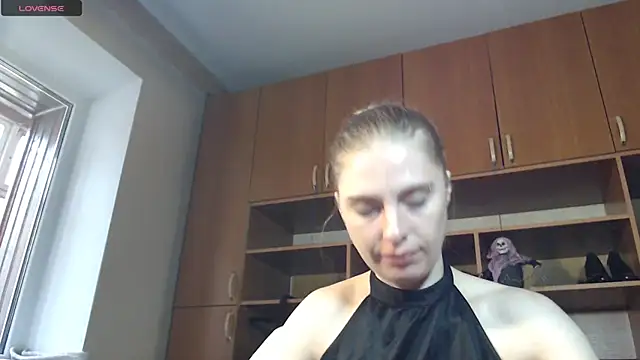 Snapshot of Aqualen chatting on 10.10.25 Aqualen online show from 10.10.25