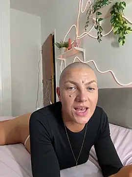 PaulinaSchubert1 online show from 03.23.26