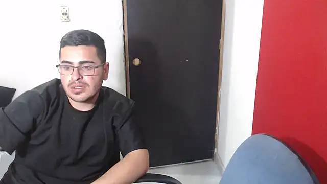 Snapshot of luxury_sex_17 chatting on 03.10.25 luxury sex 17 online show from 03.10.25