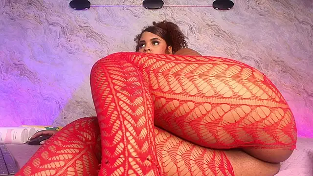 Snapshot of jones_maddy_ chatting on 10.23.25 jones maddy online show from 10.23.25