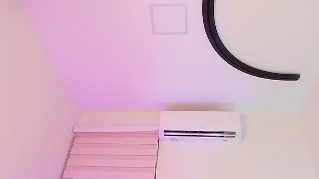 Snapshot of jones_maddy_ chatting on 11.26.25 jones maddy online show from 11.26.25