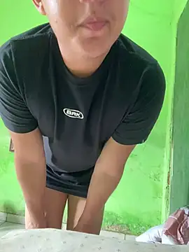 Duduhott online show from 02.24.25