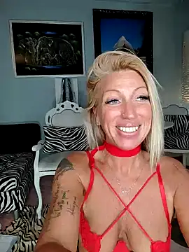 Weloveblue online show from 01.06.25