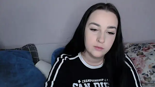 Snapshot of vitalina_freedom chatting on 12.05.24 vitalina freedom online show from 12.05.24