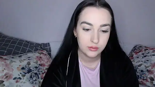 Snapshot of vitalina_freedom chatting on 12.20.24 vitalina freedom online show from 12.20.24