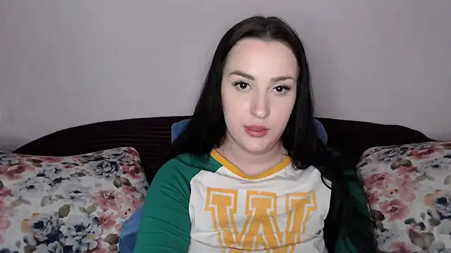 Snapshot of vitalina_freedom chatting on 01.05.25 vitalina freedom online show from 01.05.25