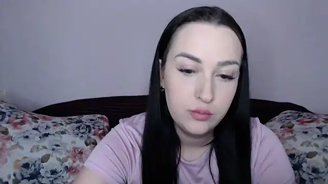 Snapshot of vitalina_freedom chatting on 01.08.25 vitalina freedom online show from 01.08.25