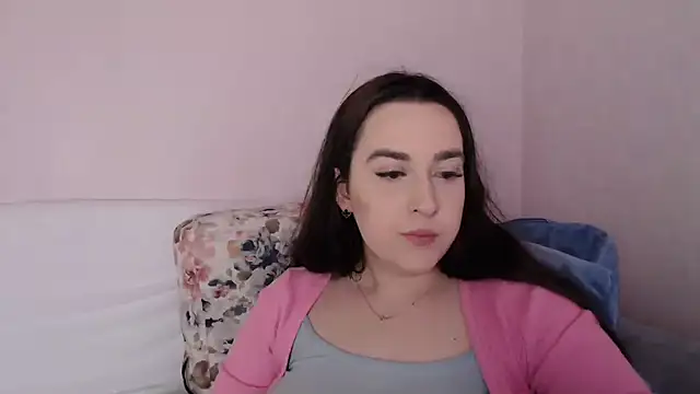 Snapshot of vitalina_freedom chatting on 03.14.25 vitalina freedom online show from 03.14.25