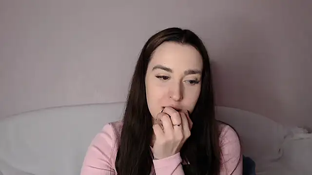 Snapshot of vitalina_freedom chatting on 03.15.25 vitalina freedom online show from 03.15.25