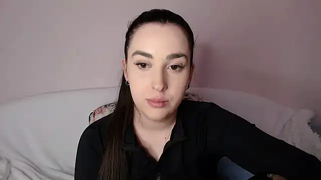 Snapshot of vitalina_freedom chatting on 03.18.25 vitalina freedom online show from 03.18.25