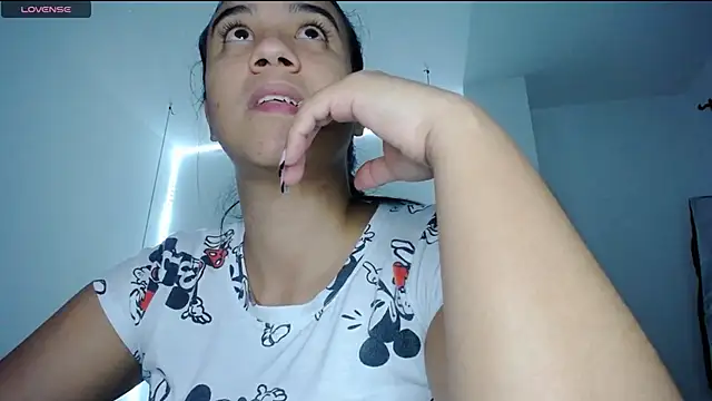 tiffany  pink online show from 02.19.25