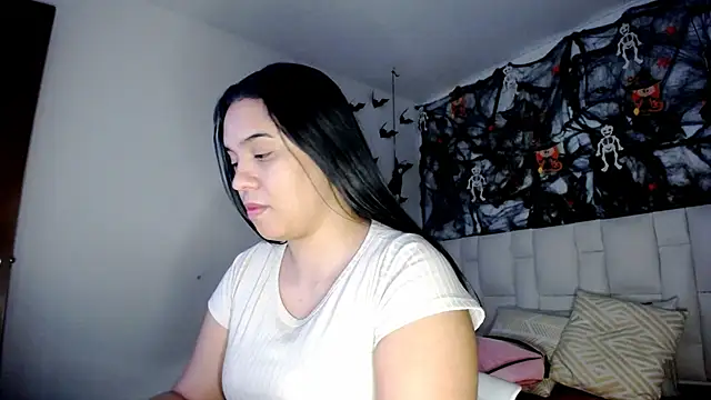 tiffany  pink online show from 10.20.25