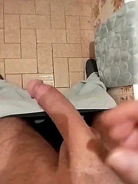 Snapshot of Neria chatting on 02.13.25 Neria online show from 02.13.25