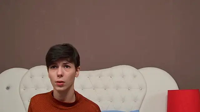 KylieLipa online show from 12.14.24