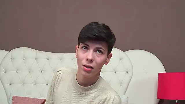 KylieLipa online show from 01.30.25