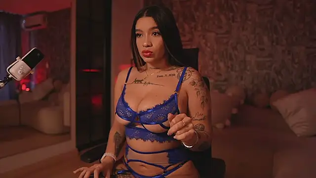 HannahW  online show from 09.28.25