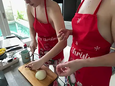 Nura n Sarah online show from 12.24.24