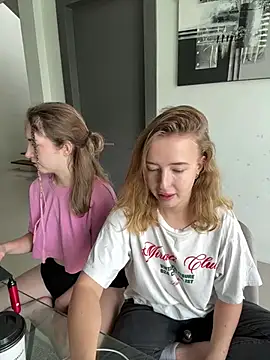 Nura n Sarah online show from 01.16.25