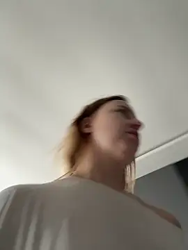 Nura n Sarah online show from 10.03.25