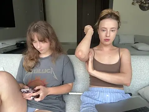 Nura n Sarah online show from 03.14.26