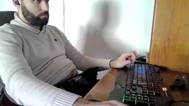 Snapshot of joaodias_97 chatting on 03.14.25 joaodias 97 online show from 03.14.25