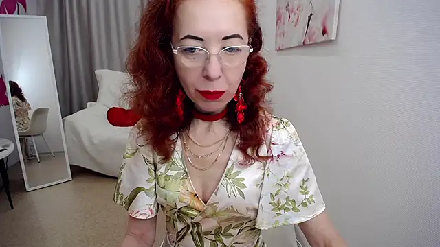 MrnMs Smith online show from 12.17.24