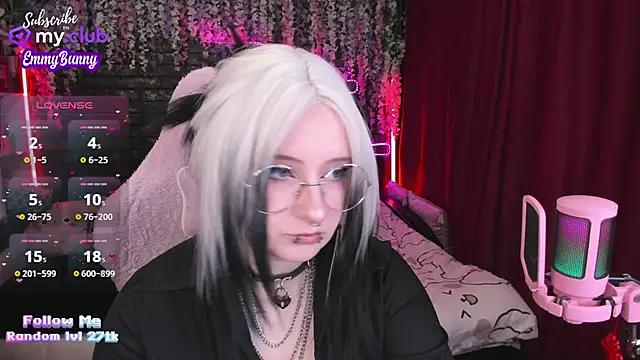 EmmyBunny online show from 03.12.25