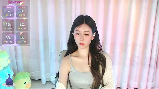 Snapshot of Aimee-520 chatting on 04.18.26 Aimee-520 online show from 04.18.26