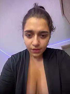 Alicia Ruiz online show from 07.25.26