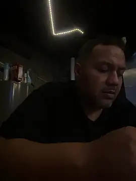 bigzae82 online show from 01.27.25